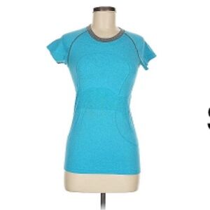 Lululemon Swiftly Tech Short Sleeve Crew.